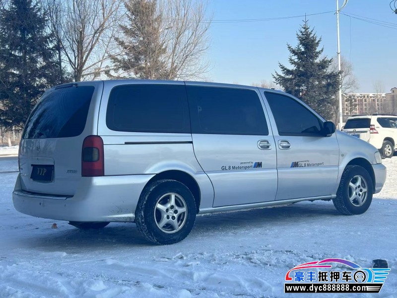 10年别克GL8MPV抵押车出售