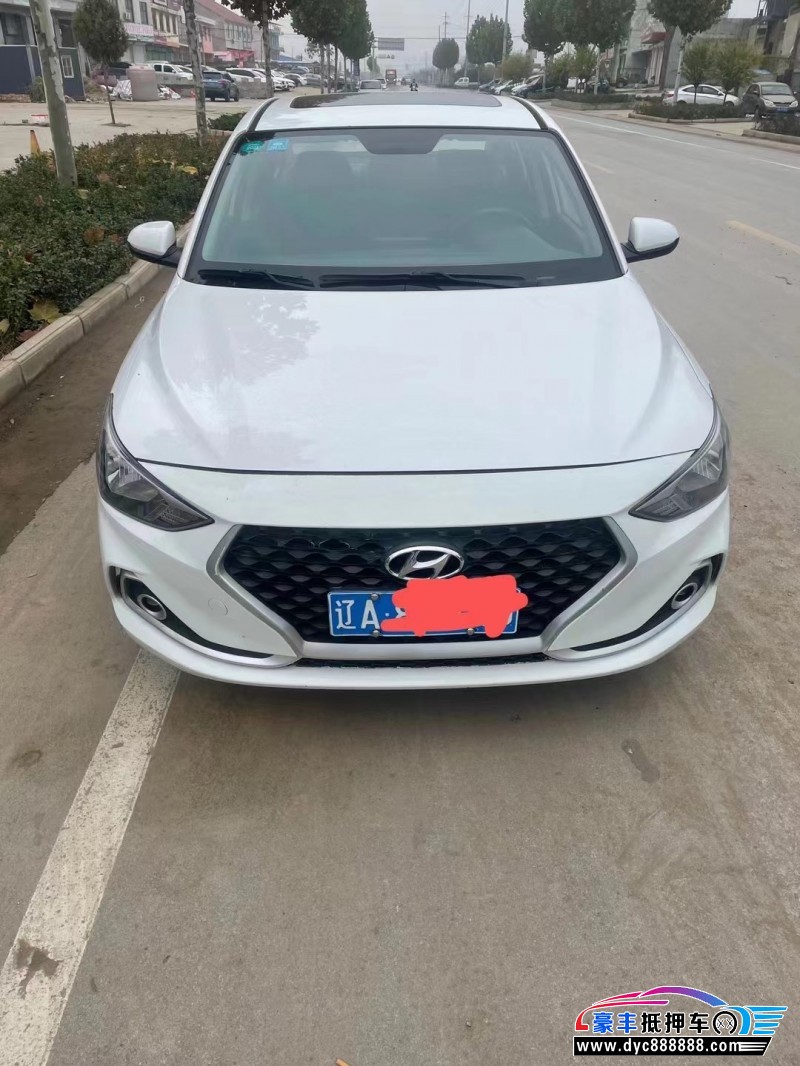 18年现代悦动轿车抵押车出售