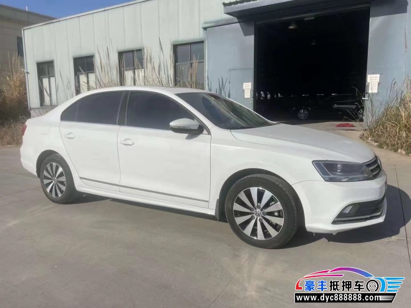 17年大众速腾轿车抵押车出售