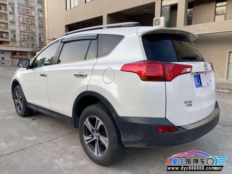 16年丰田RAV4轿车抵押车出售