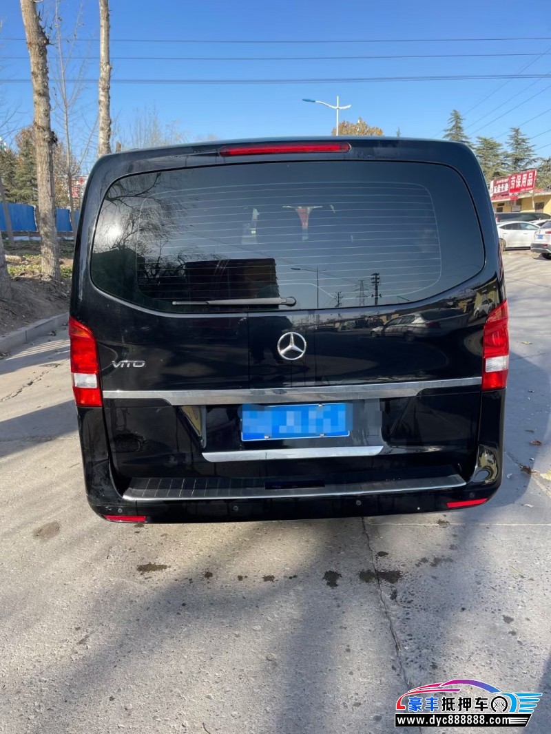 17年奔驰威霆MPV抵押车出售