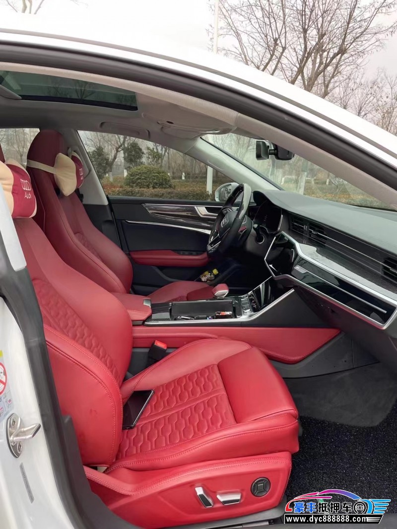 22年奥迪A7轿车抵押车出售