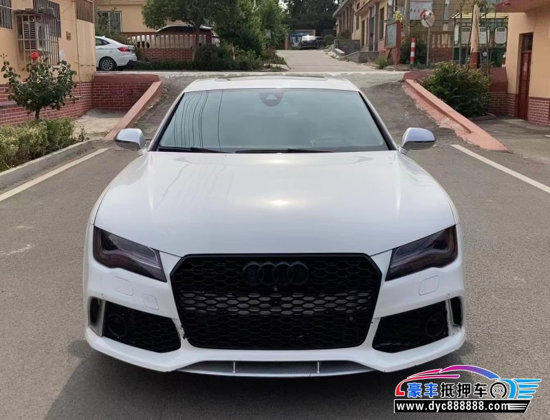 13年奥迪S7轿车抵押车出售