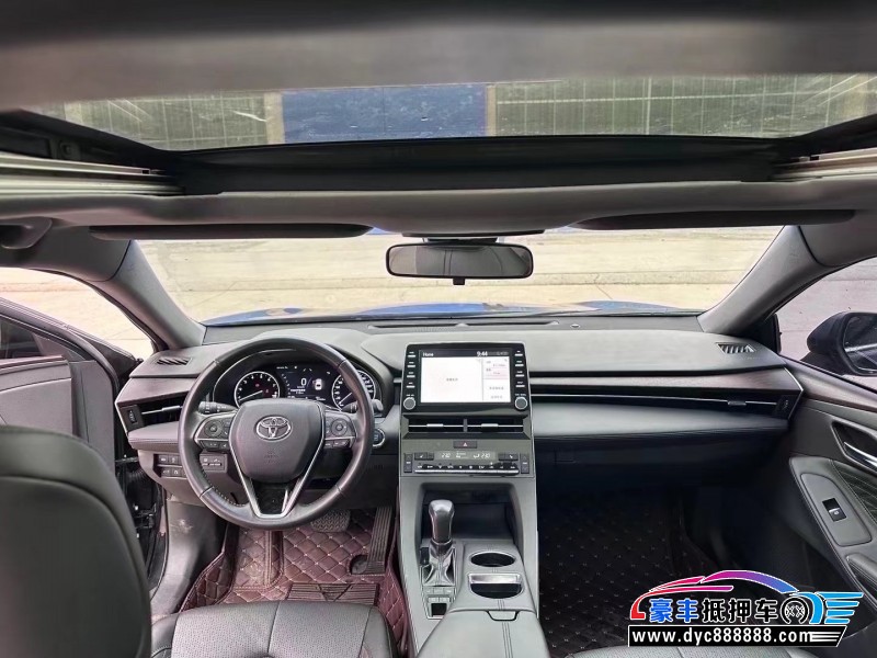 20年丰田亚洲龙轿车抵押车出售