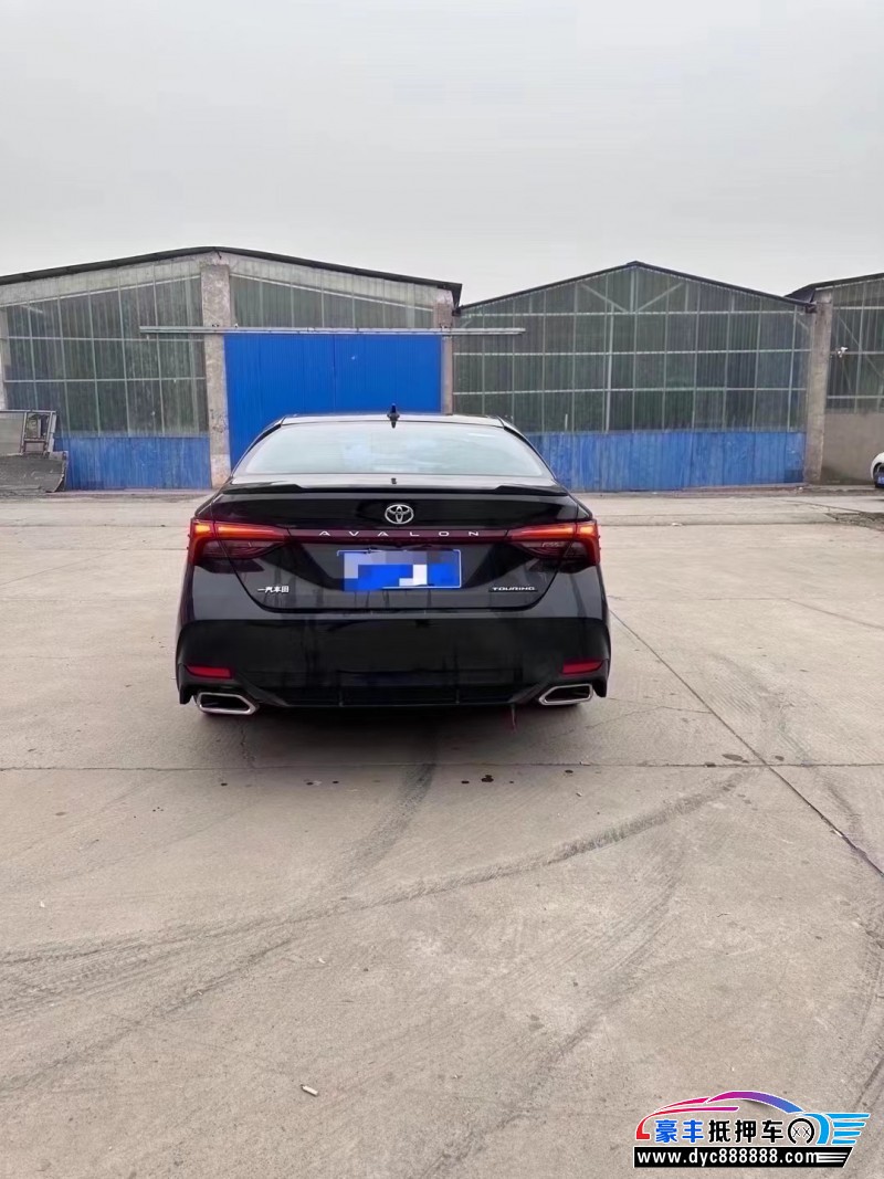 20年丰田亚洲龙轿车抵押车出售