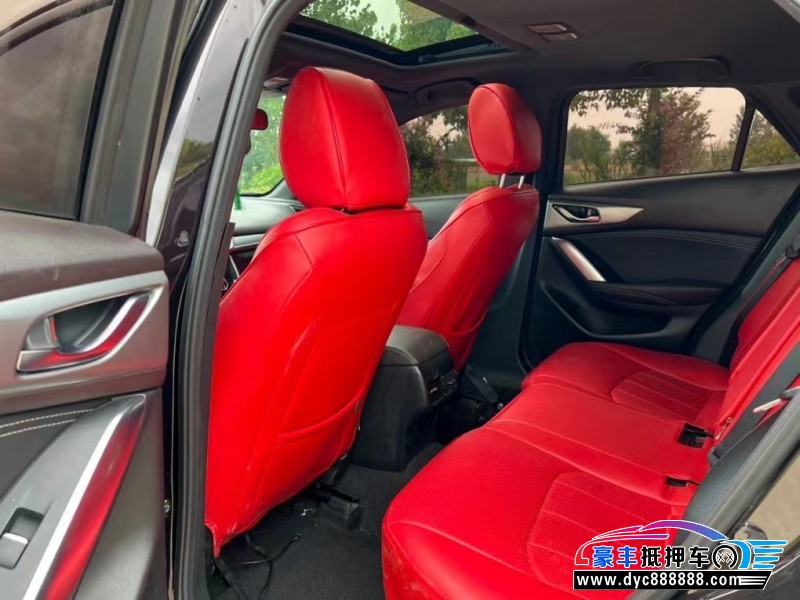 18年马自达CX-4轿车抵押车出售