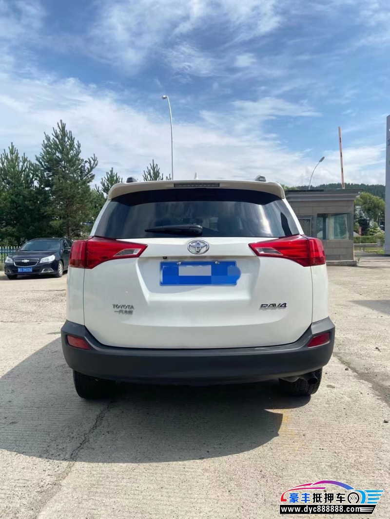 16年丰田RAV4轿车抵押车出售