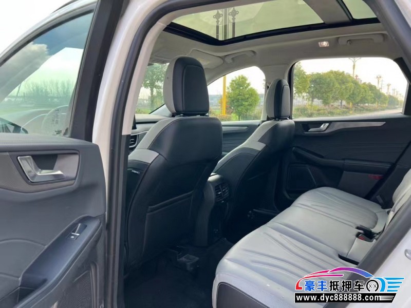 22年福特锐际轿车抵押车出售