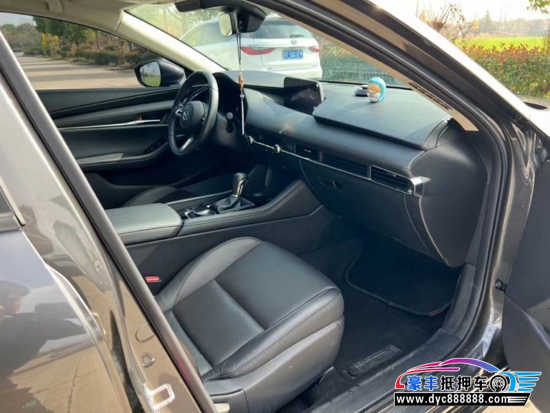 21年马自达3 Axela昂克赛拉轿车抵押车出售