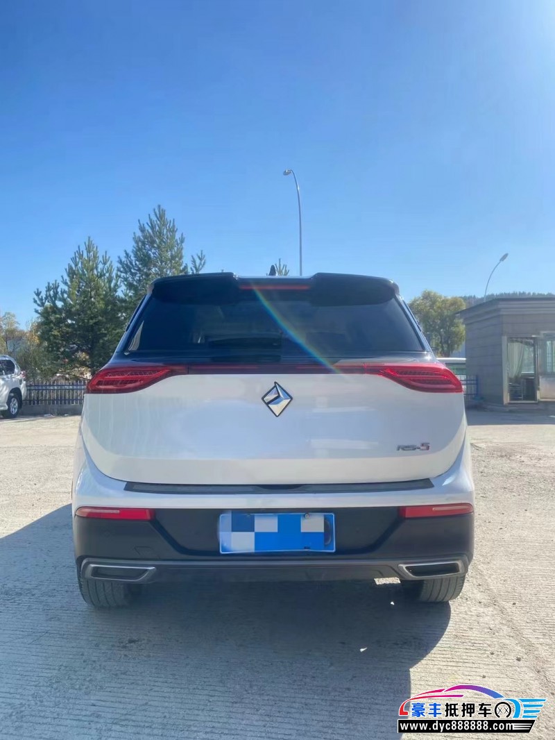 19年宝骏RS-5轿车抵押车出售