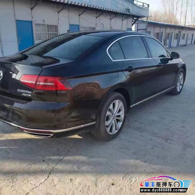 17年大众迈腾轿车抵押车出售