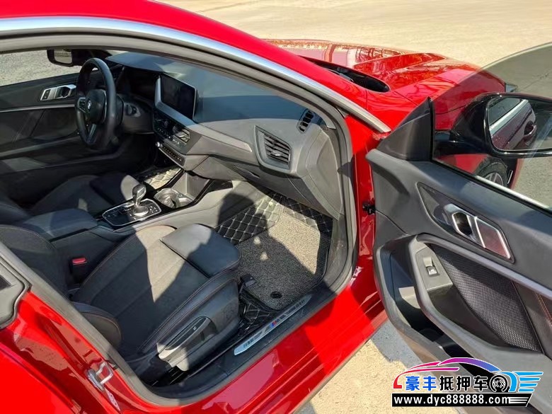 21年宝马2系轿车抵押车出售