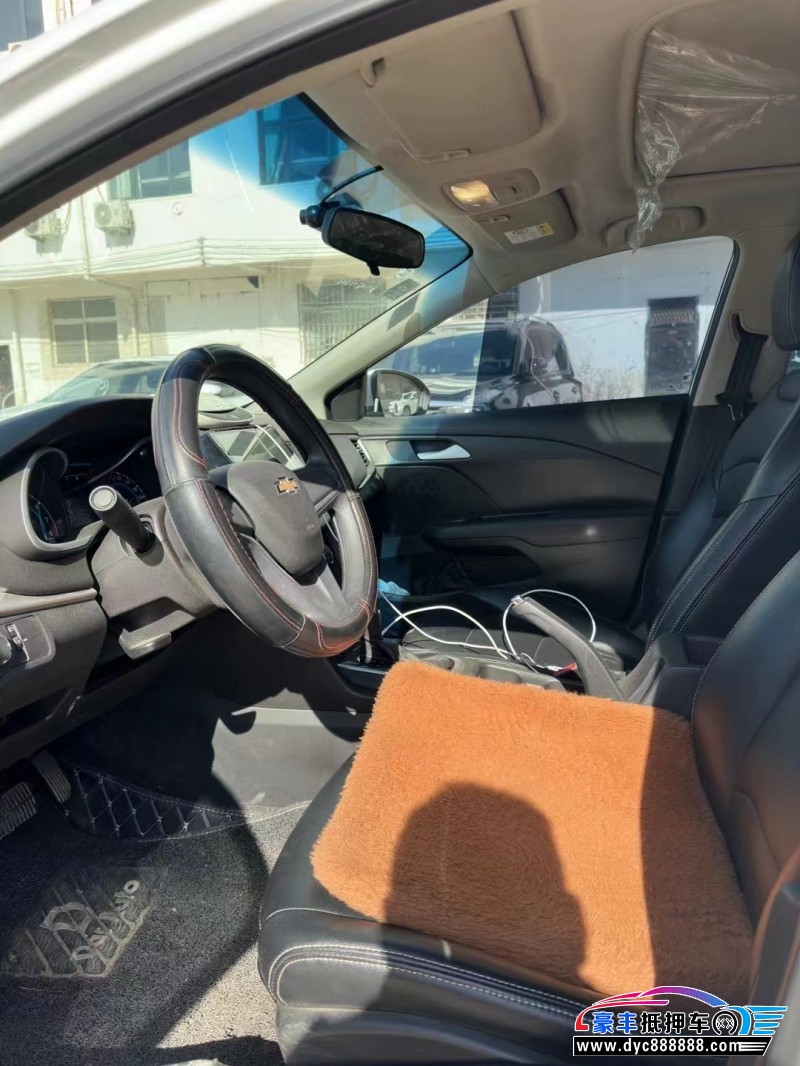 19年雪佛兰科沃兹轿车抵押车出售