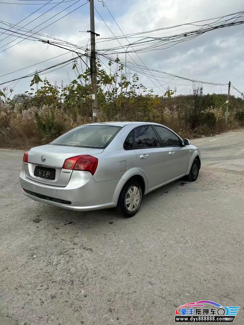 15年别克凯越轿车抵押车出售