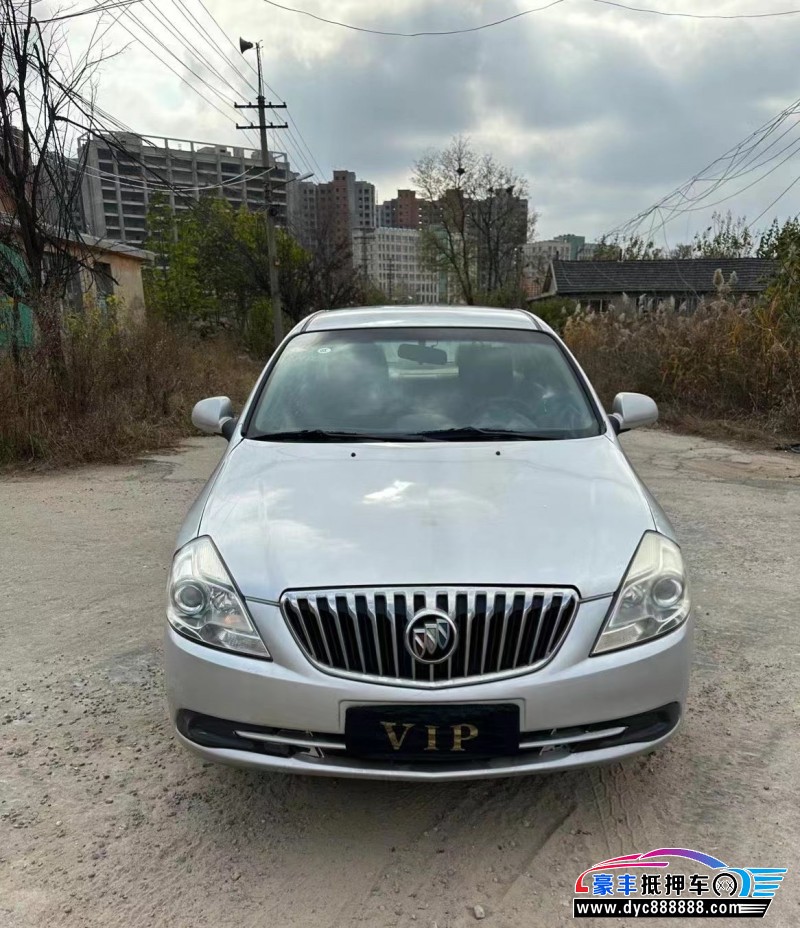 15年别克凯越轿车抵押车出售