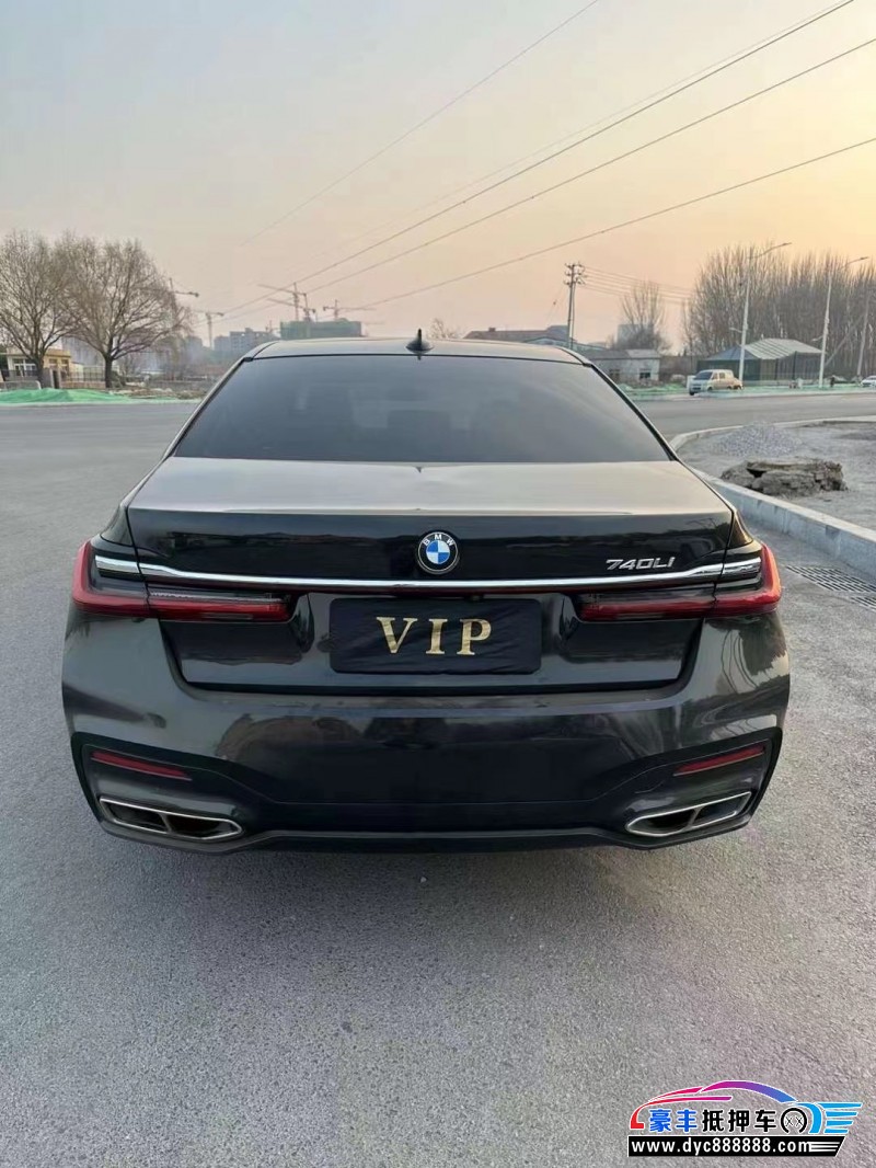 18年宝马7系轿车抵押车出售