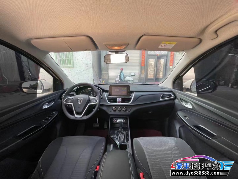 20年宝骏730轿车抵押车出售