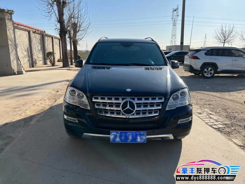 12年奔驰ML轿车抵押车出售