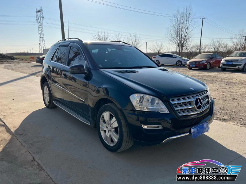 12年奔驰ML轿车抵押车出售