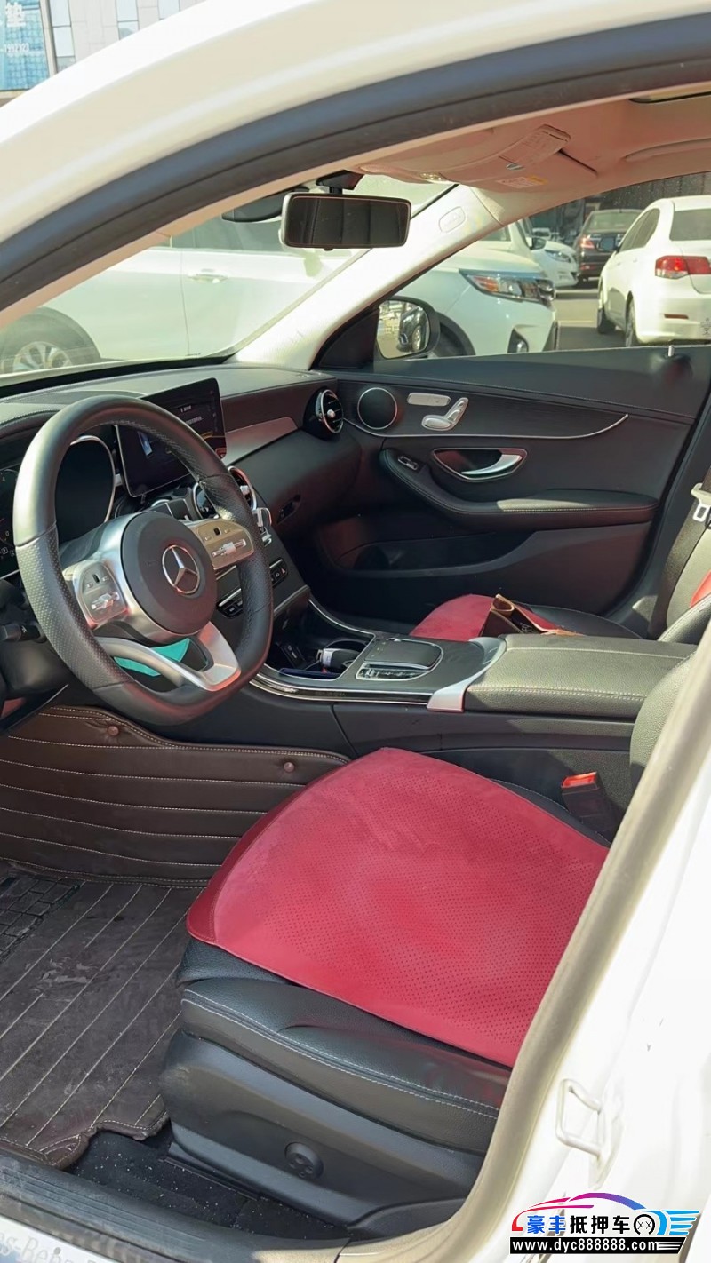 21年奔驰C轿车抵押车出售