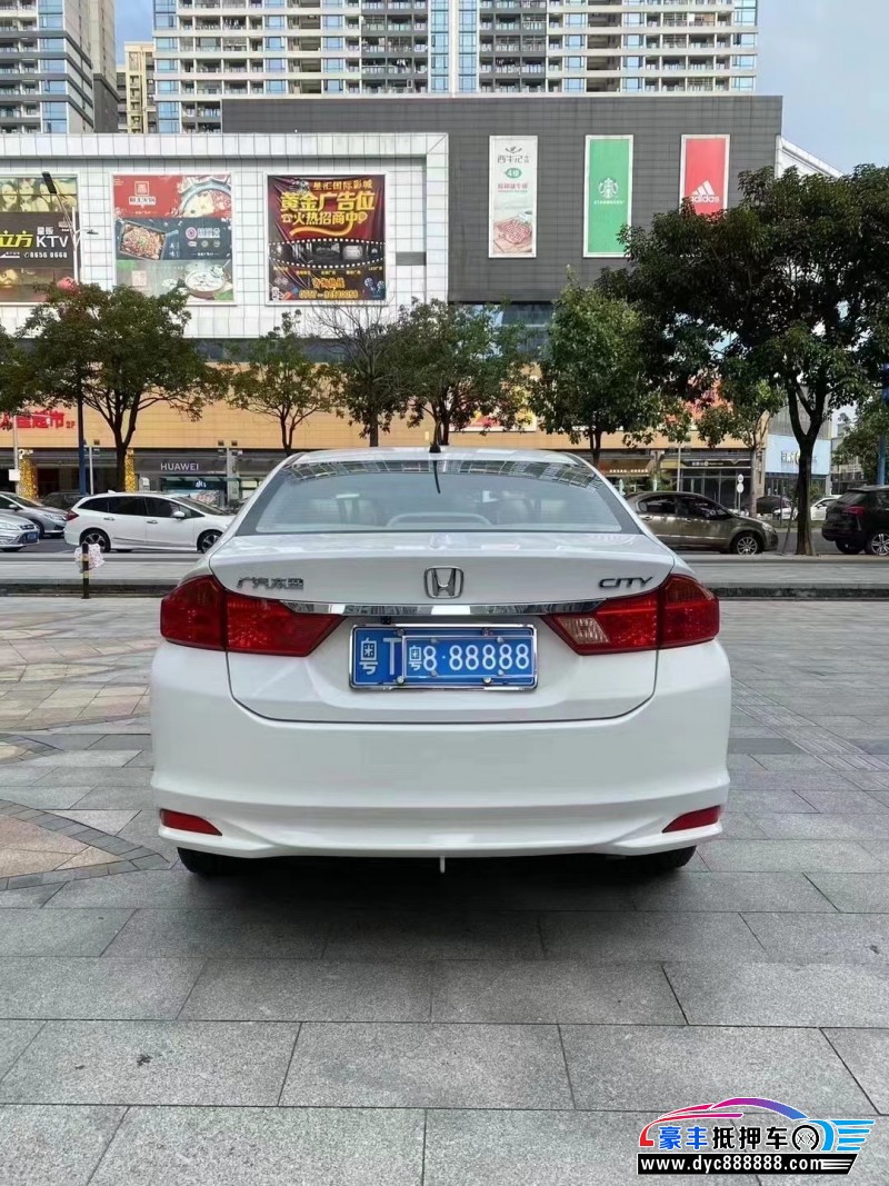 18年本田锋范轿车抵押车出售