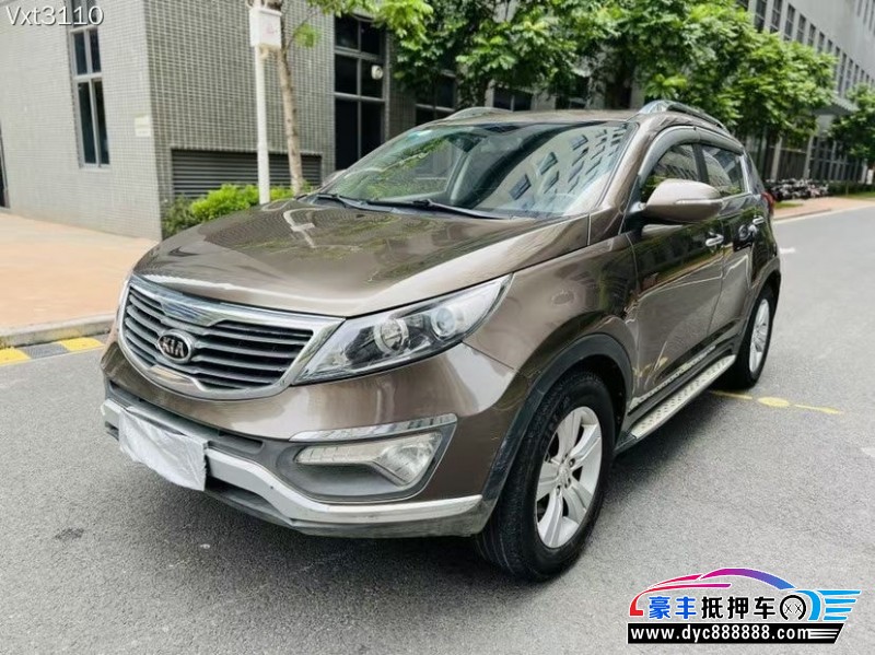 14年起亚智跑轿车抵押车出售