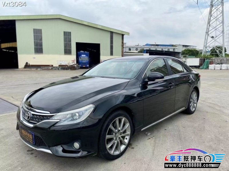 14年丰田锐志轿车抵押车出售