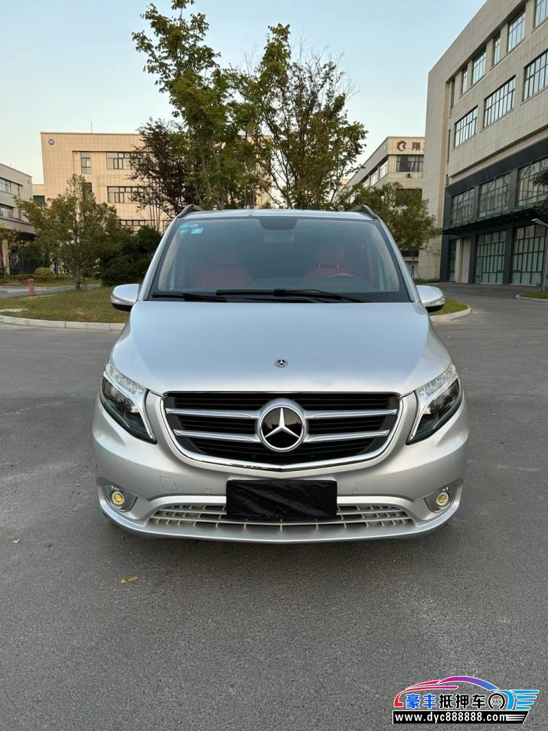 17年奔驰威霆MPV抵押车出售