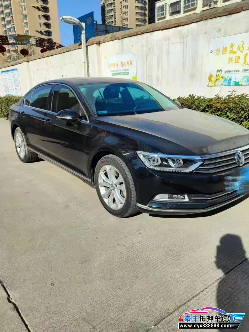 20年大众迈腾轿车抵押车出售