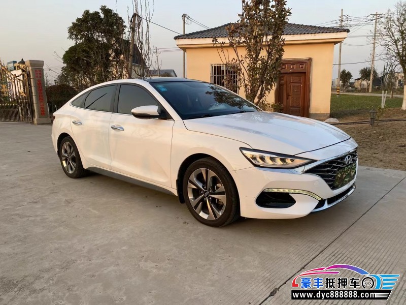 20年现代菲斯塔轿车抵押车出售