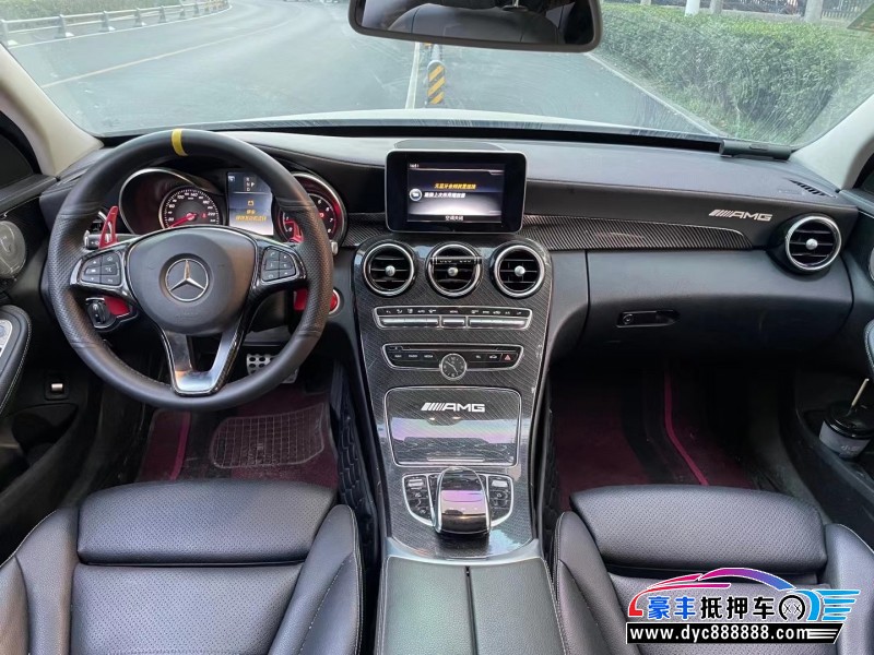 17年奔驰C轿车抵押车出售