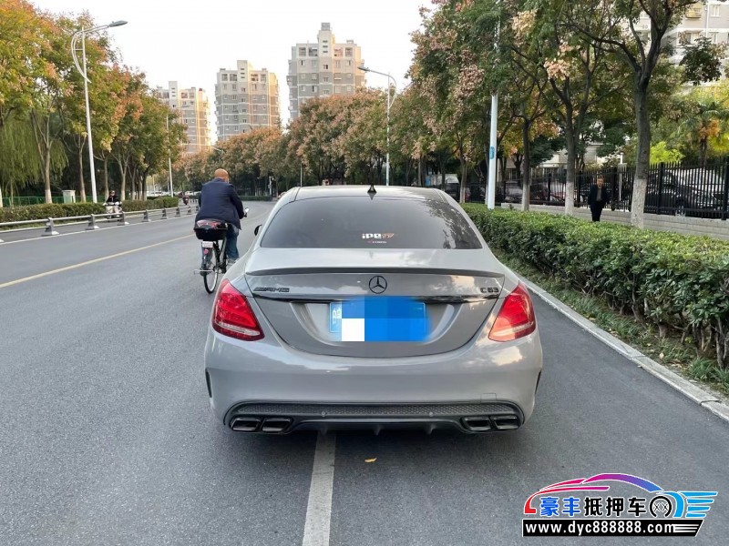 17年奔驰C轿车抵押车出售