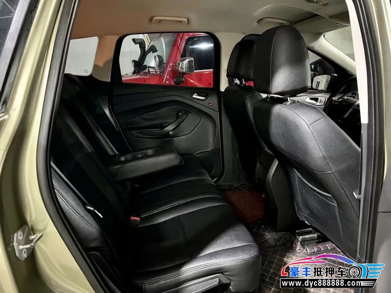 13年福特翼虎轿车抵押车出售