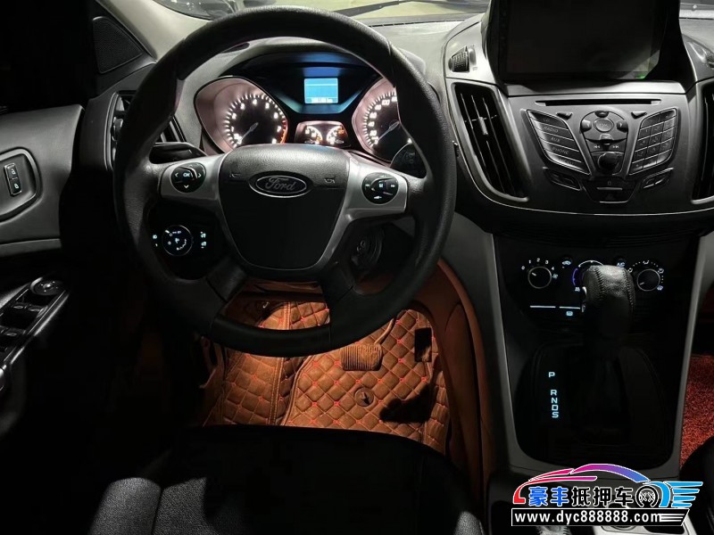 13年福特翼虎轿车抵押车出售