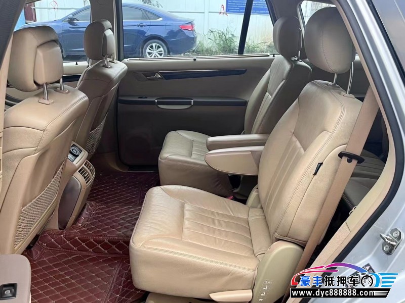 10年奔驰R轿车抵押车出售