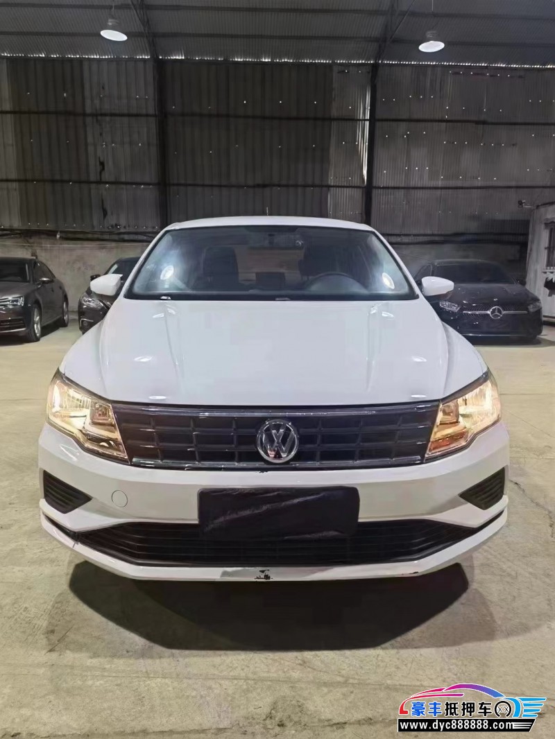 17年大众捷达轿车抵押车出售