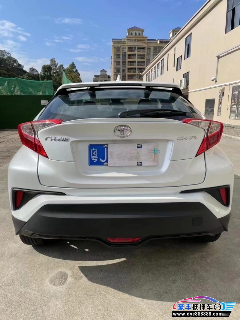 22年丰田C-HR轿车抵押车出售