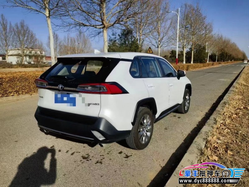 22年丰田威兰达轿车抵押车出售