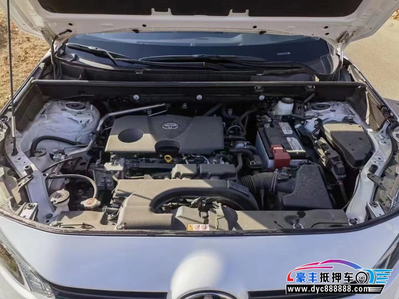 22年丰田威兰达轿车抵押车出售