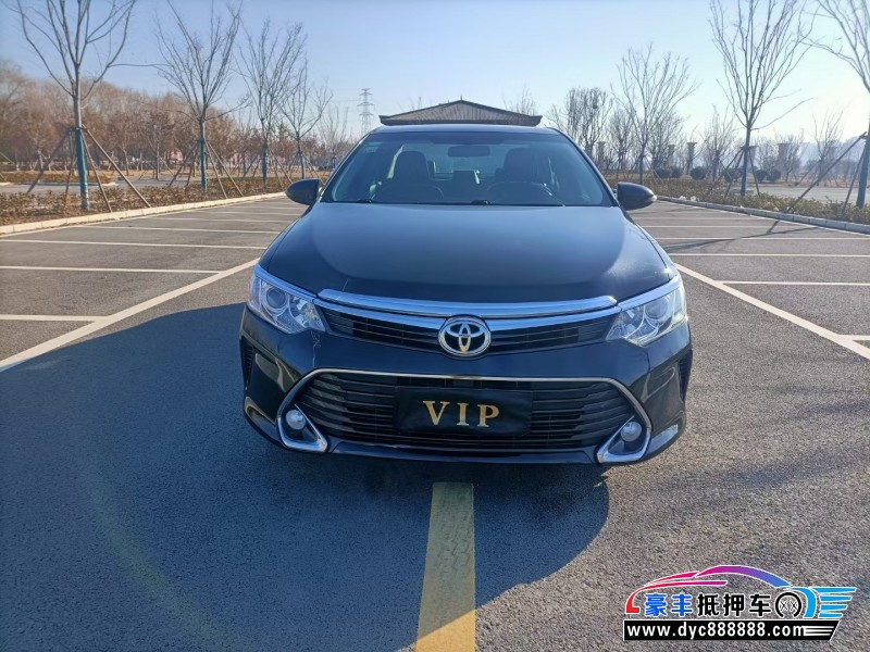 17年丰田凯美瑞轿车抵押车出售