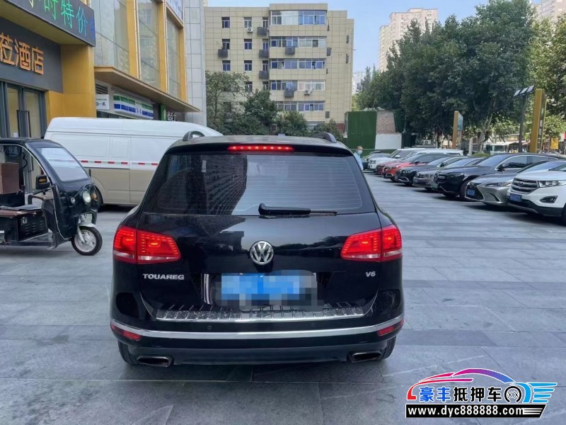 16年大众途锐SUV抵押车出售