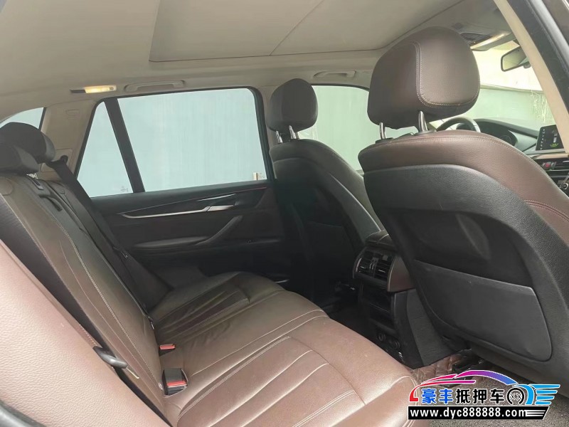 18年宝马X5轿车抵押车出售