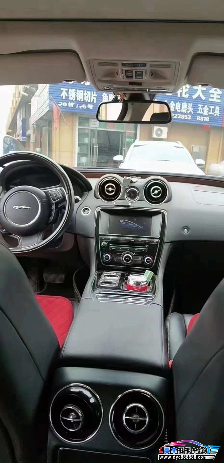 14年捷豹XJL轿车抵押车出售