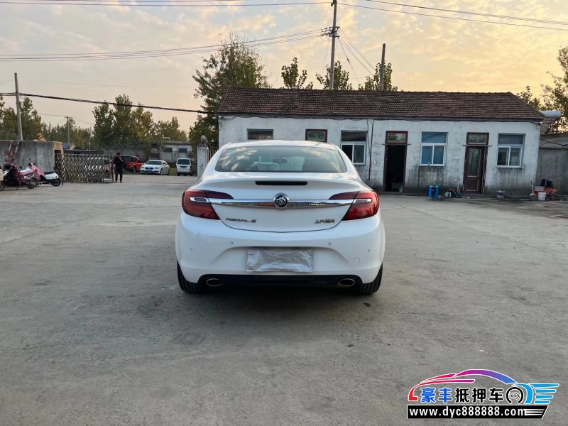 16年别克君威轿车抵押车出售