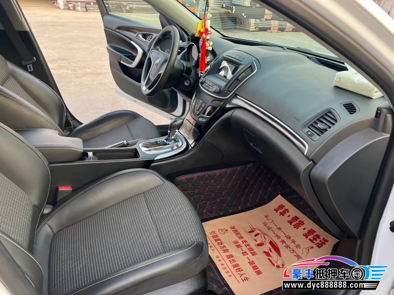 16年别克君威轿车抵押车出售