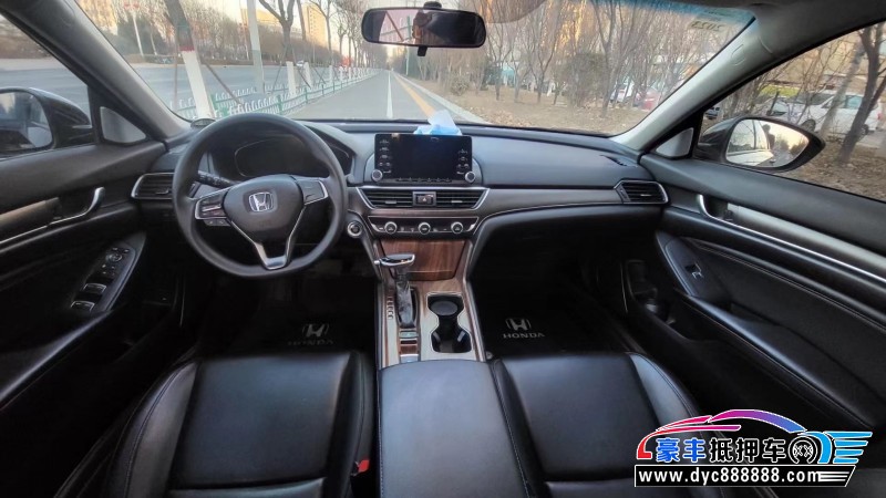 19年本田雅阁轿车抵押车出售