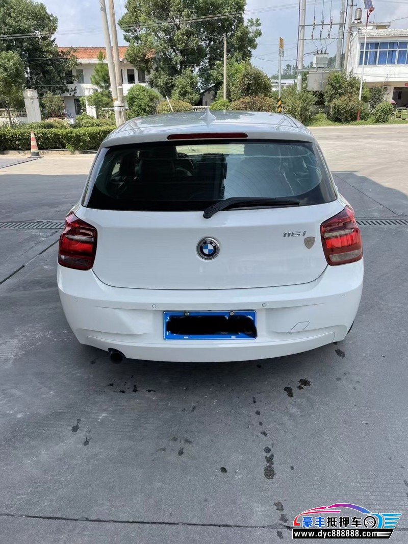 14年宝马1系轿车抵押车出售