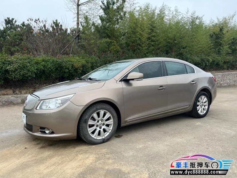 10年别克君越轿车抵押车出售