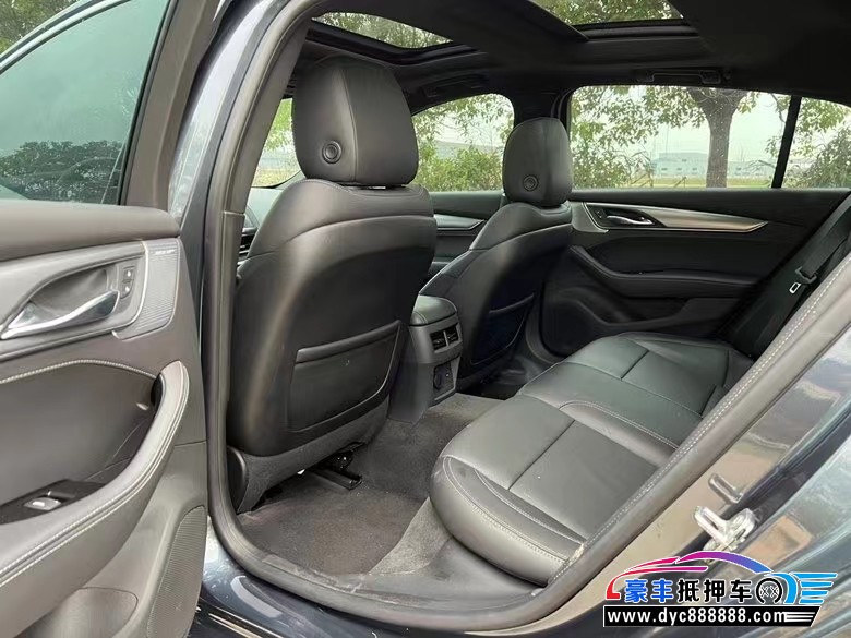 21年凯迪拉克CT5轿车抵押车出售