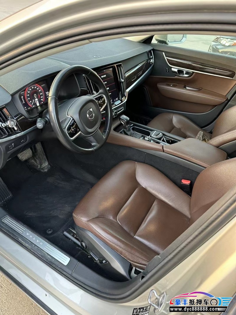 18年沃尔沃S90(进口)轿车抵押车出售